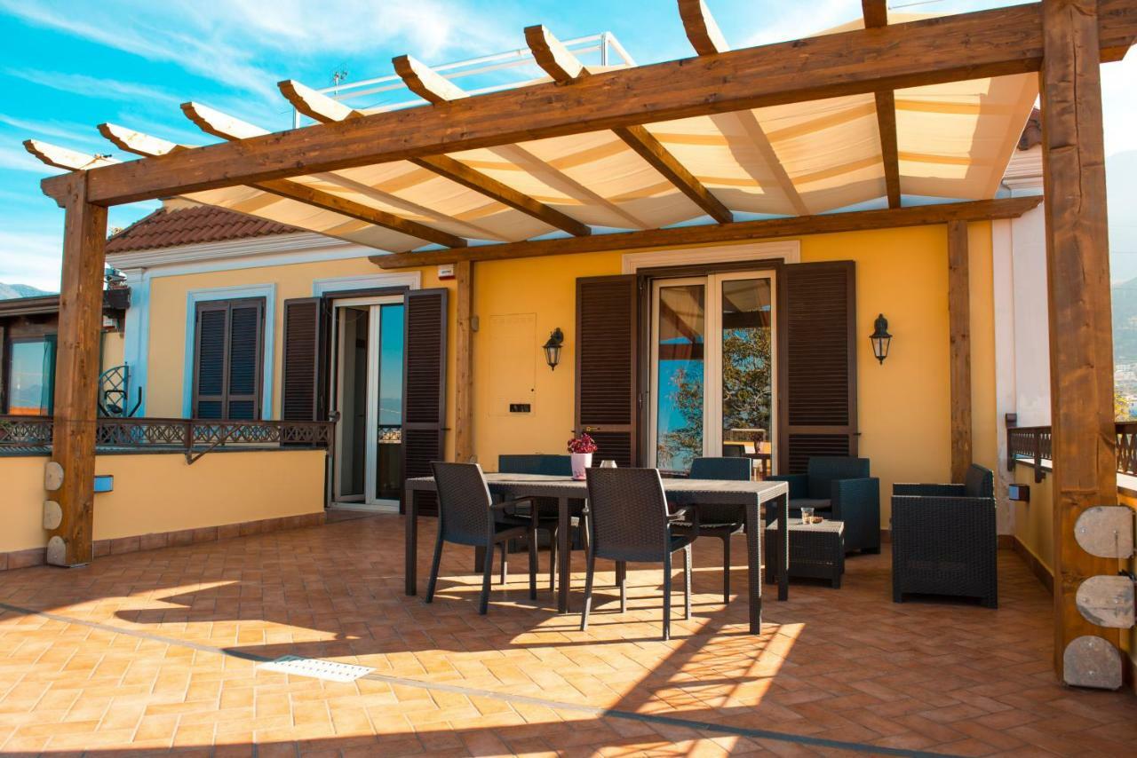 Villa Lucia Terrazza Panoramica Castellammare di Stabia Kültér fotó